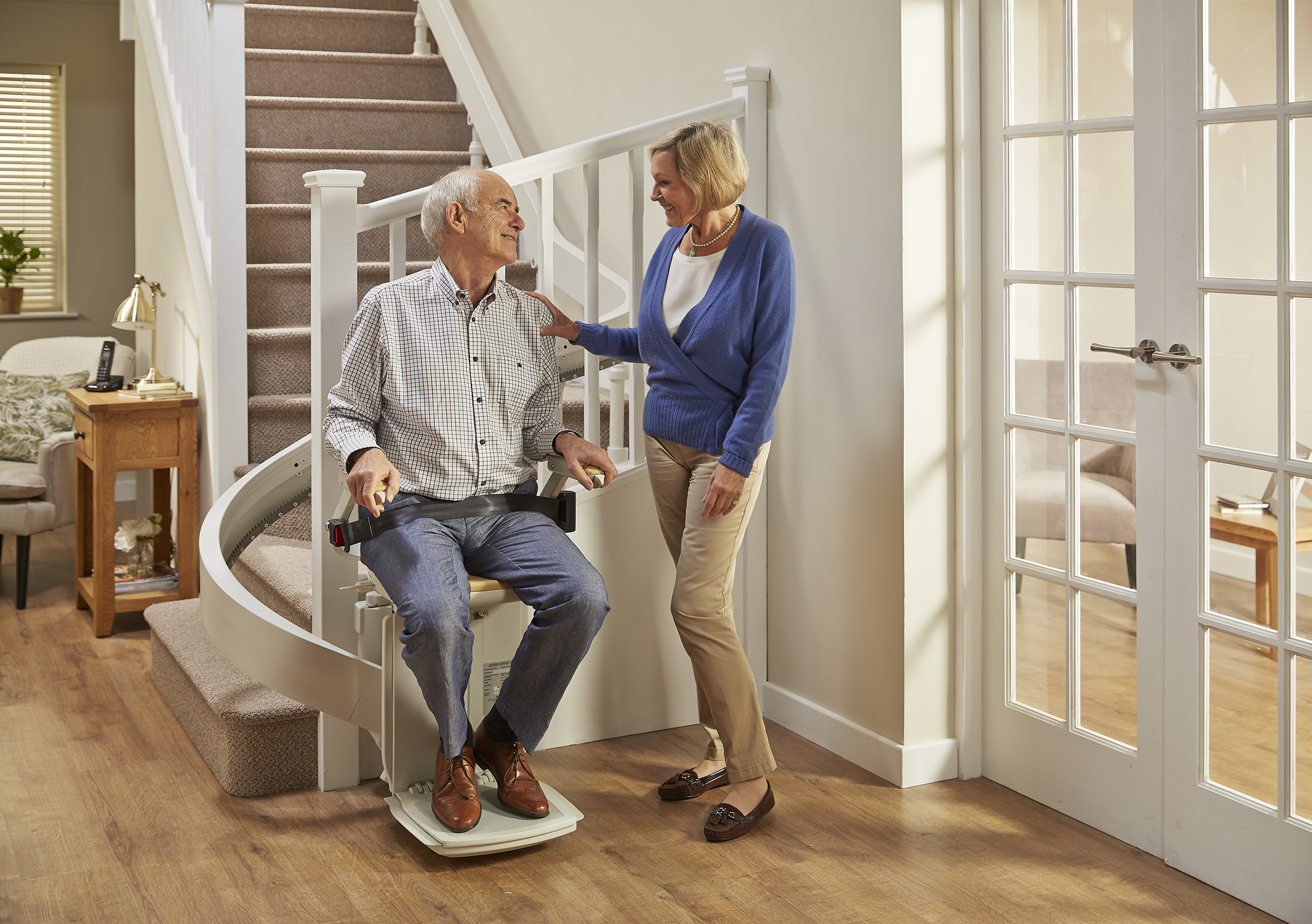 Acorn modular curved stairlift
